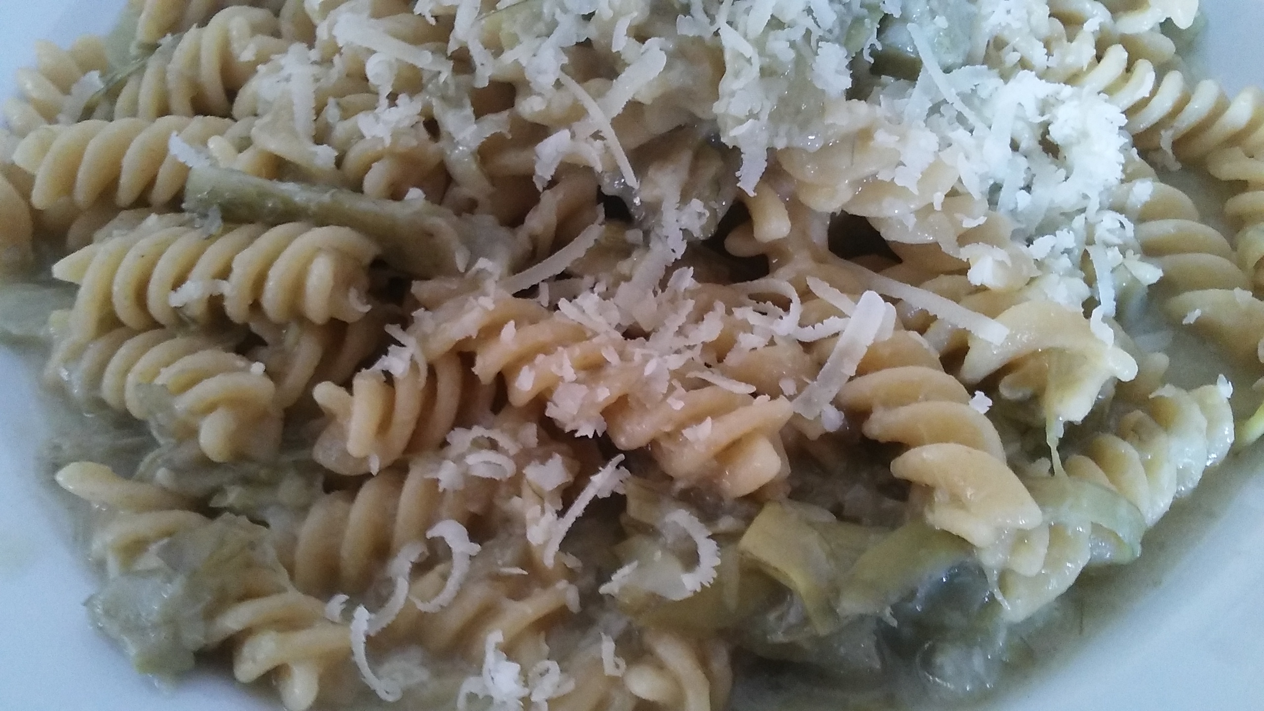 FUSILLI NTEGRALI CON I CARCIOFI