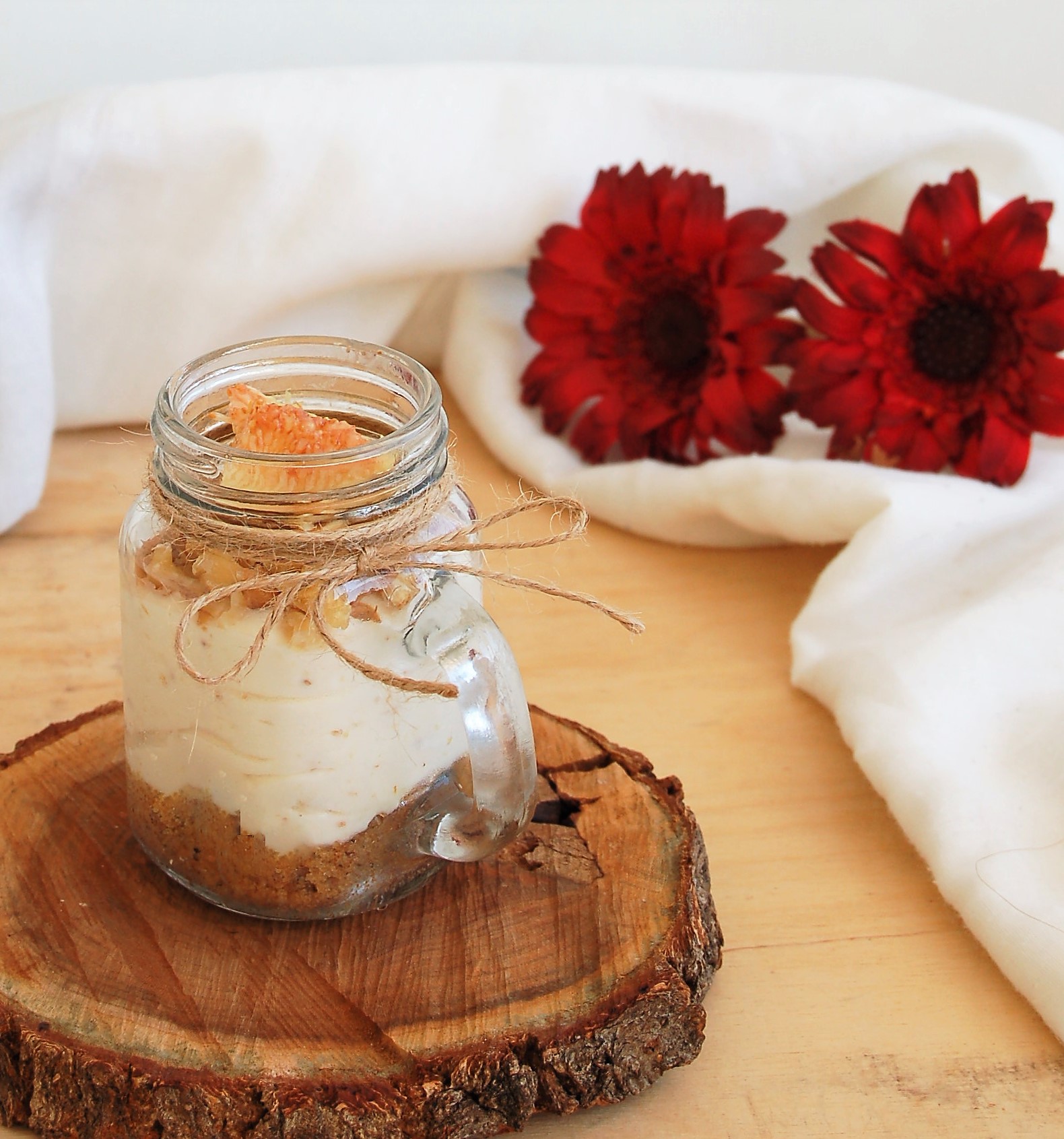 CHEESE CAKE FICHI E NOCI CARAMELLATE IN BARATTOLO