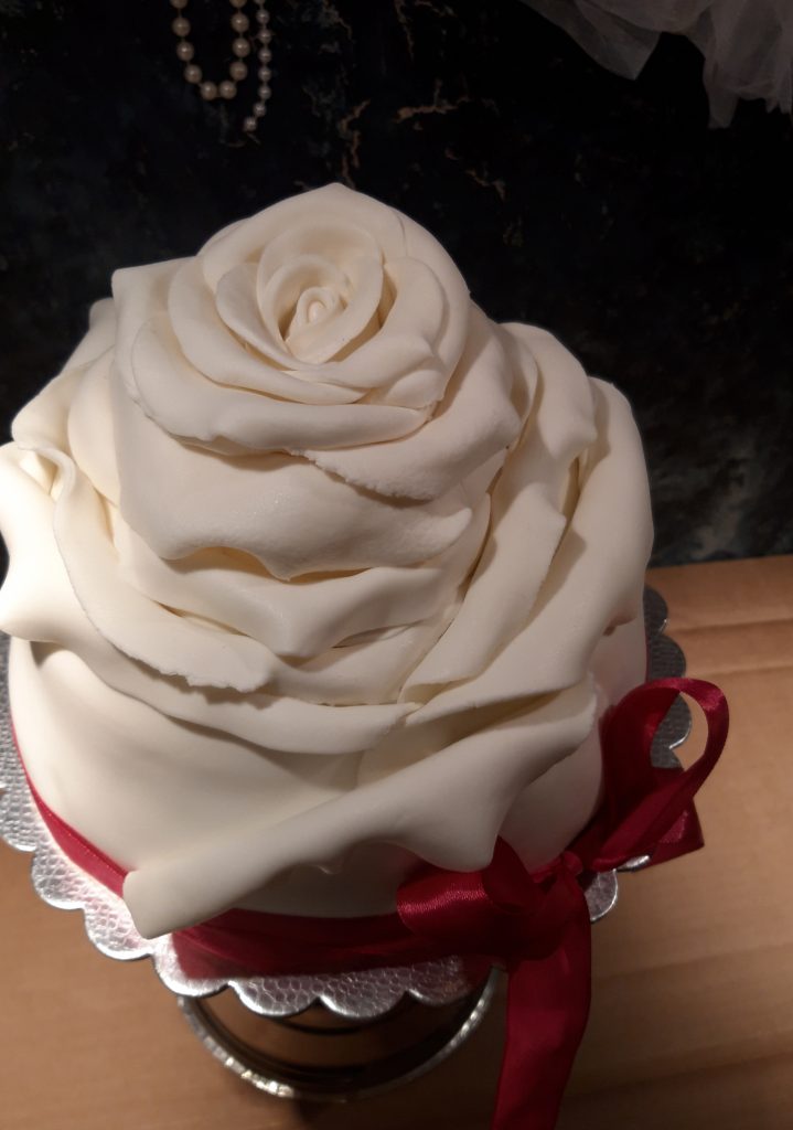 Torta a forma di Rosa