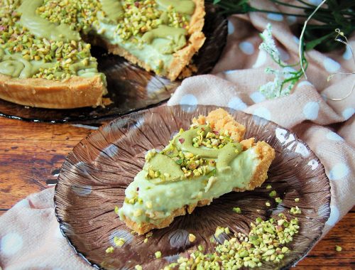 Crostata senza cottura con crema al pistacchio