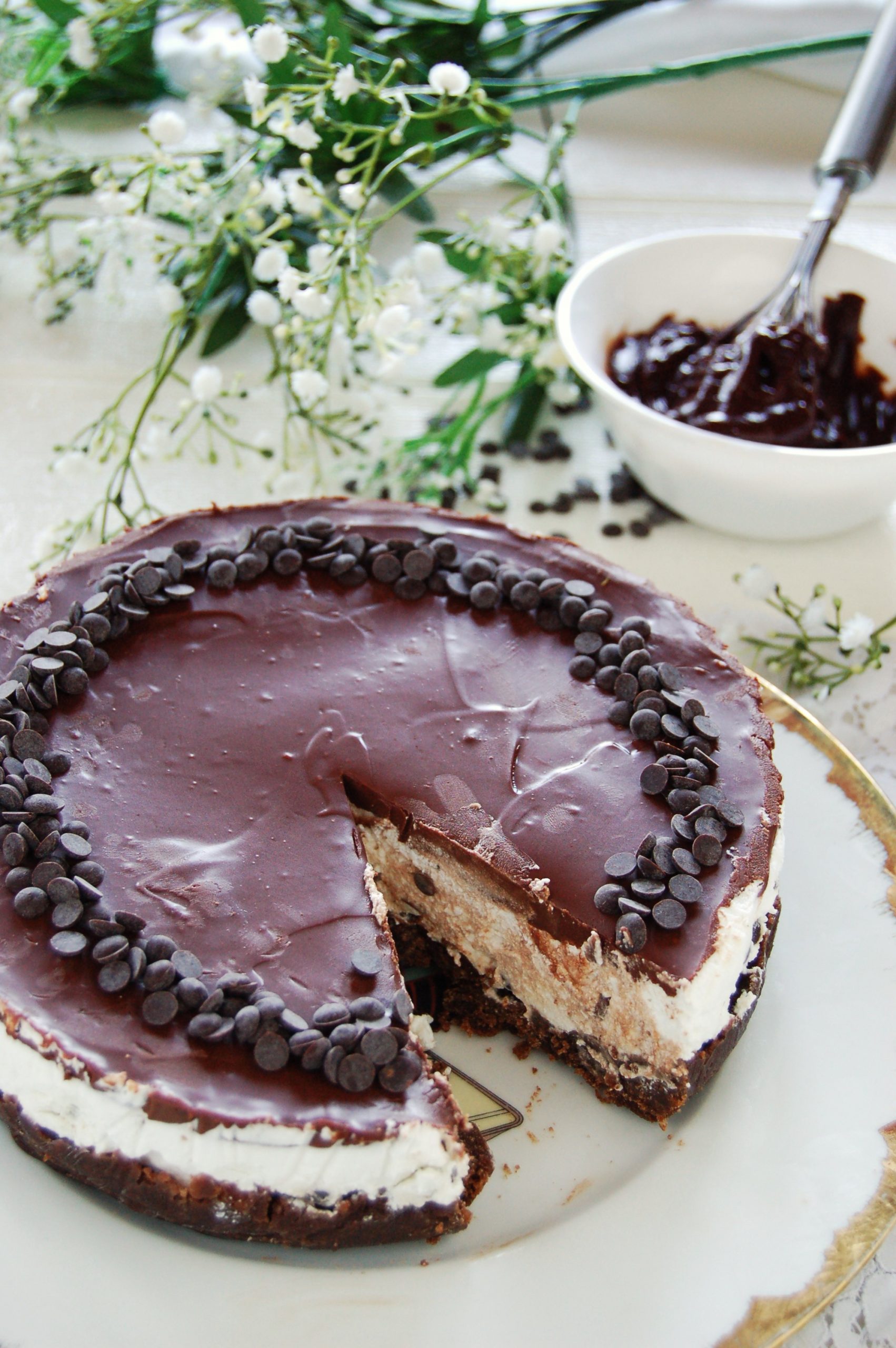 Cheesecake con ricotta e gocce di cioccolato