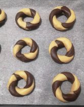 Biscotti intrecciati vaniglia e cacao
